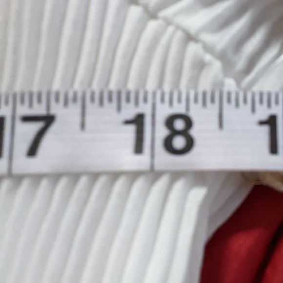 Fever Ribbed Long Sleeve Blouse Size Medium NWT - Picture 9 of 10